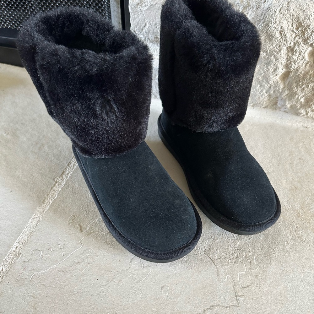 BearPaw Black Fur-Lined Kids Boots